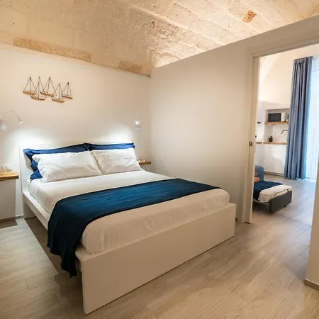 Vico Blu ポリニャーノ・ア・マーレ